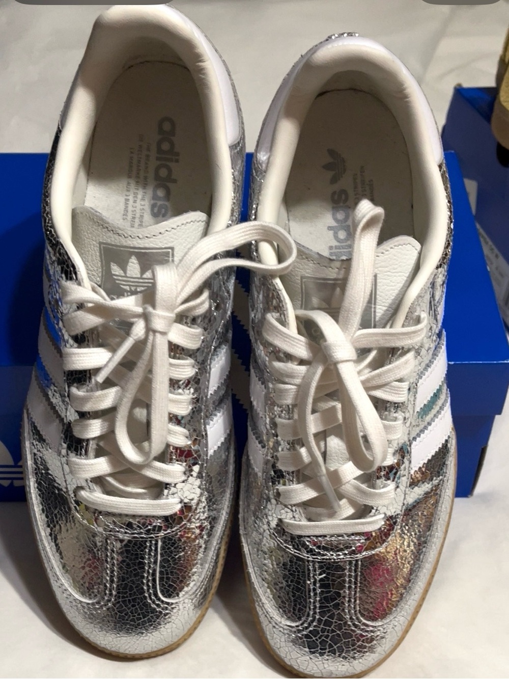 🦋ADIDAS SAMBA Silver Shoes🦋 - Picture 2 of 9